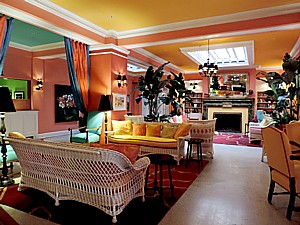 The lobby of Colony Hotel, Delray Beach, Florida is a luscious confection that has you singing Cole Porter songs © 2015 Karen Rubin/news-photos-features.com