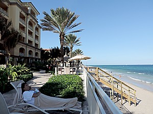 Eau Palm Beach Resort & Spa occupies an exquisite location on the beach at Palm Beach Island© 2015 Karen Rubin/news-photos-features.com
