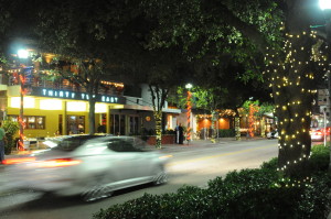 Bustling Atlantic Avenue, Delray Beach's main street, is a short walk from Crane's BeachHouse © 2015 Karen Rubin/news-photos-features.com 