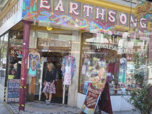 Bus #71 goes right through San Francisco's Haight-Asbury district. What a trip! © 2015 Karen Rubin/news-photos-features.com