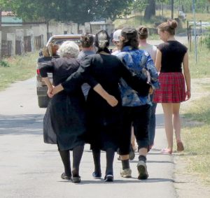 Ladies walking down the road © 2016 Karen Rubin/news-photos-features.com