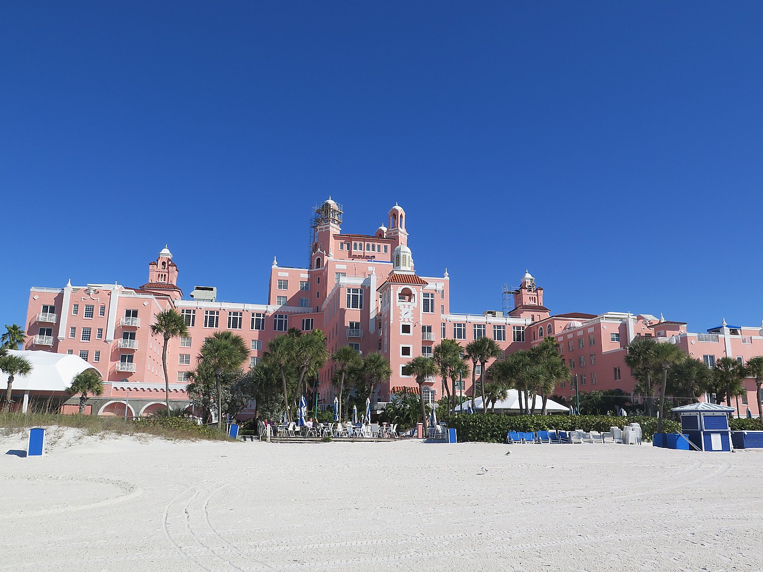 Loews Don CeSar Hotel (1928), the famous “Pink Lady” of  St. Pete Beach, Florida, is a finalist for Best Social Media of a Historic Hotel © 2016 Karen Rubin/goingplacesfarandnear.com 