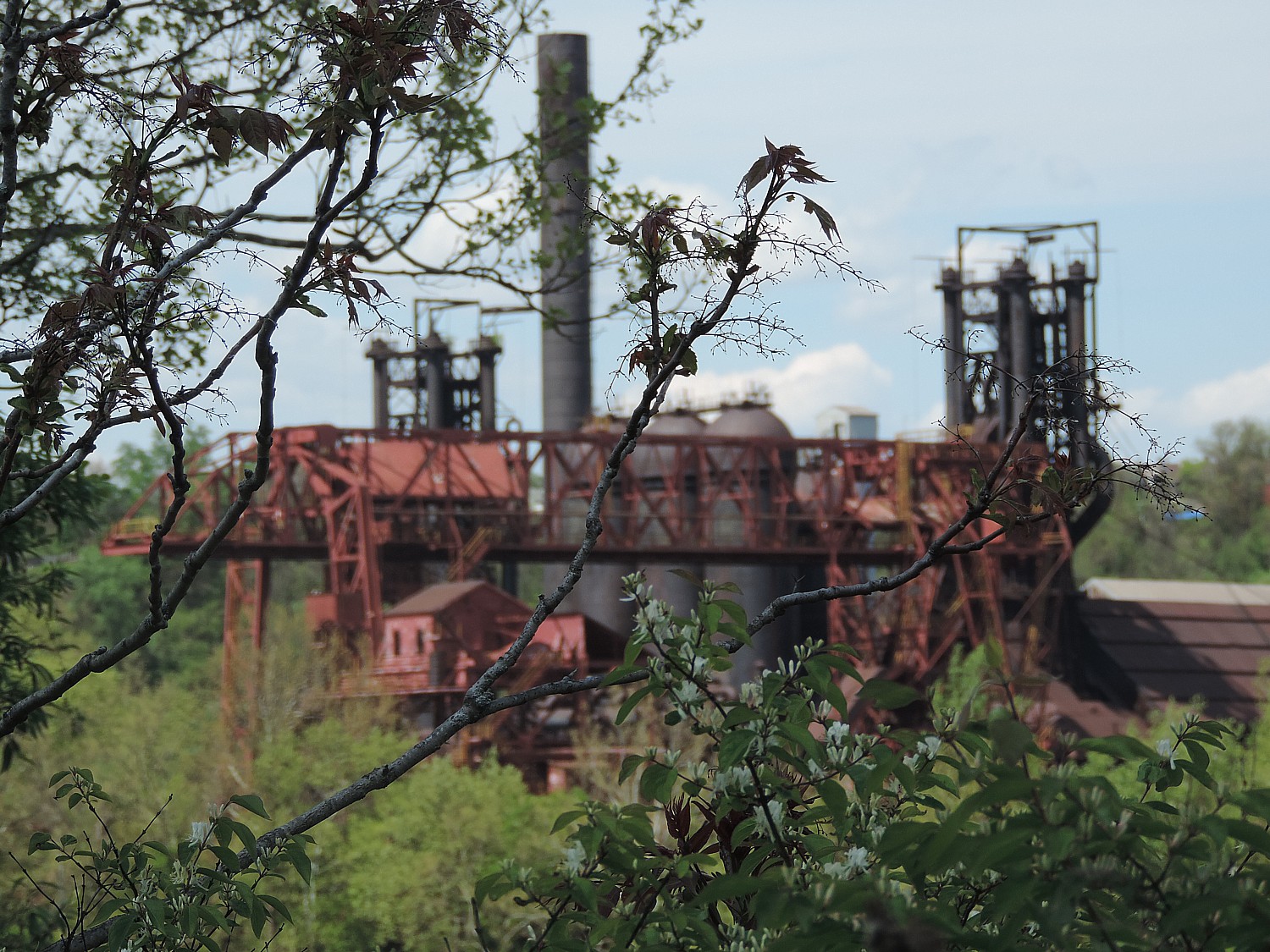 Pittsburgh’s industrial past comes into view © 2016 Karen Rubin/goingplacesfarandnear.com