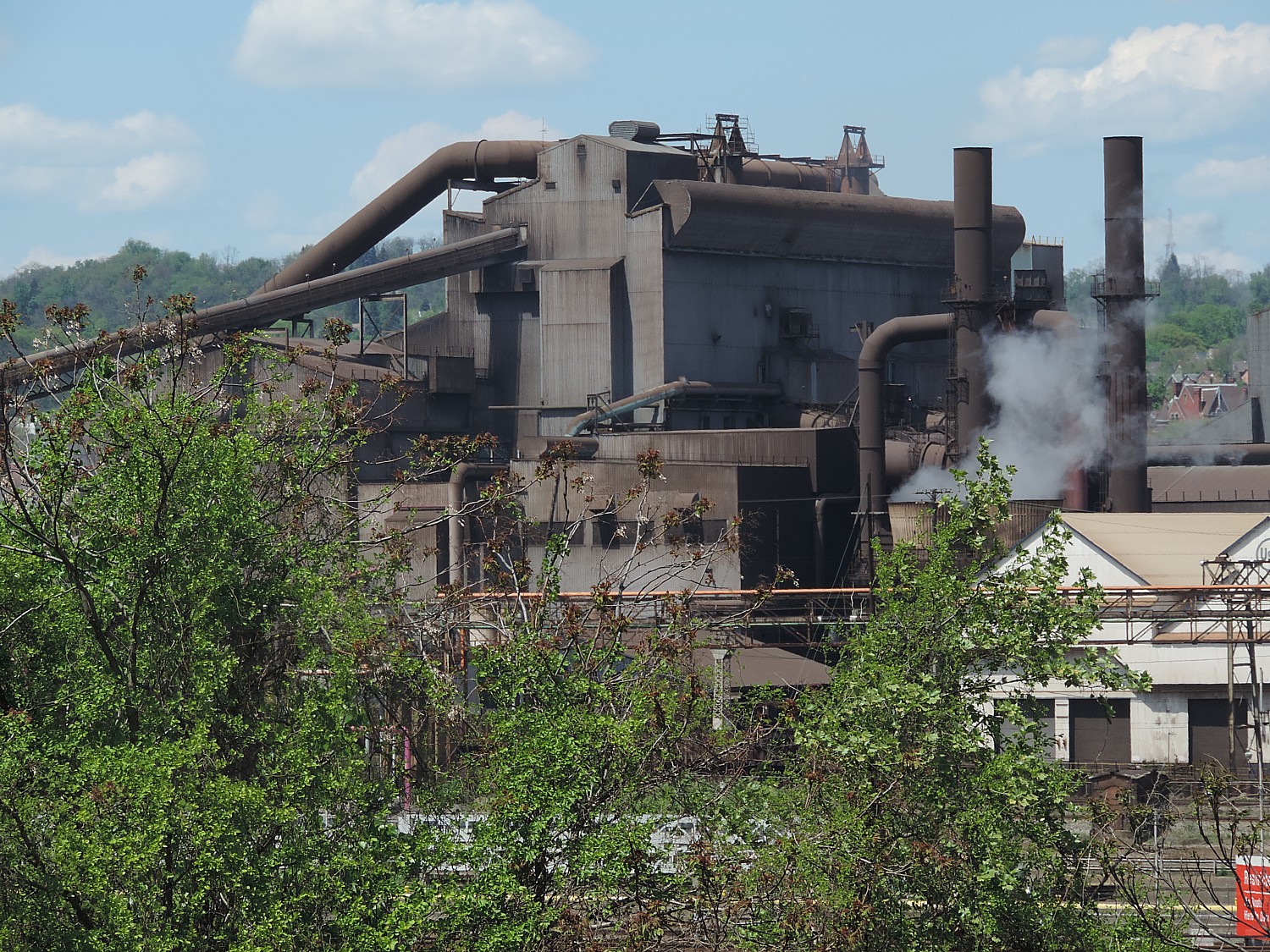 Pittsburgh’s industrial past comes into view © 2016 Karen Rubin/goingplacesfarandnear.com