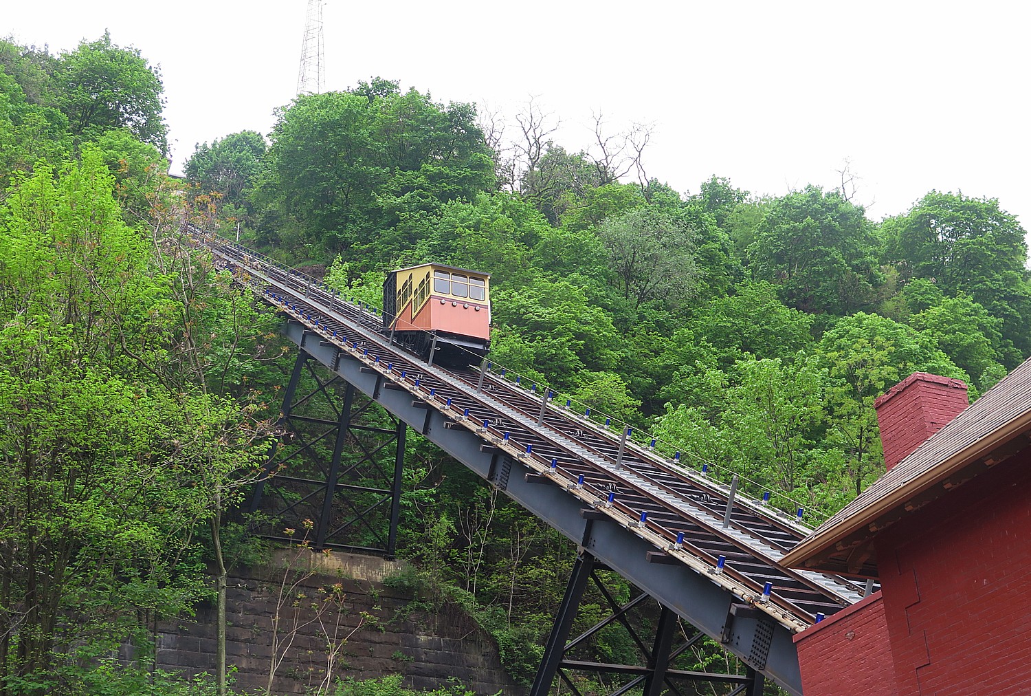 The Monongahela Incline originally opened in 1870 (refurbished in 2015) and is the nation’s oldest cable car operation © 2016 Karen Rubin/goingplacesfarandnear.com
