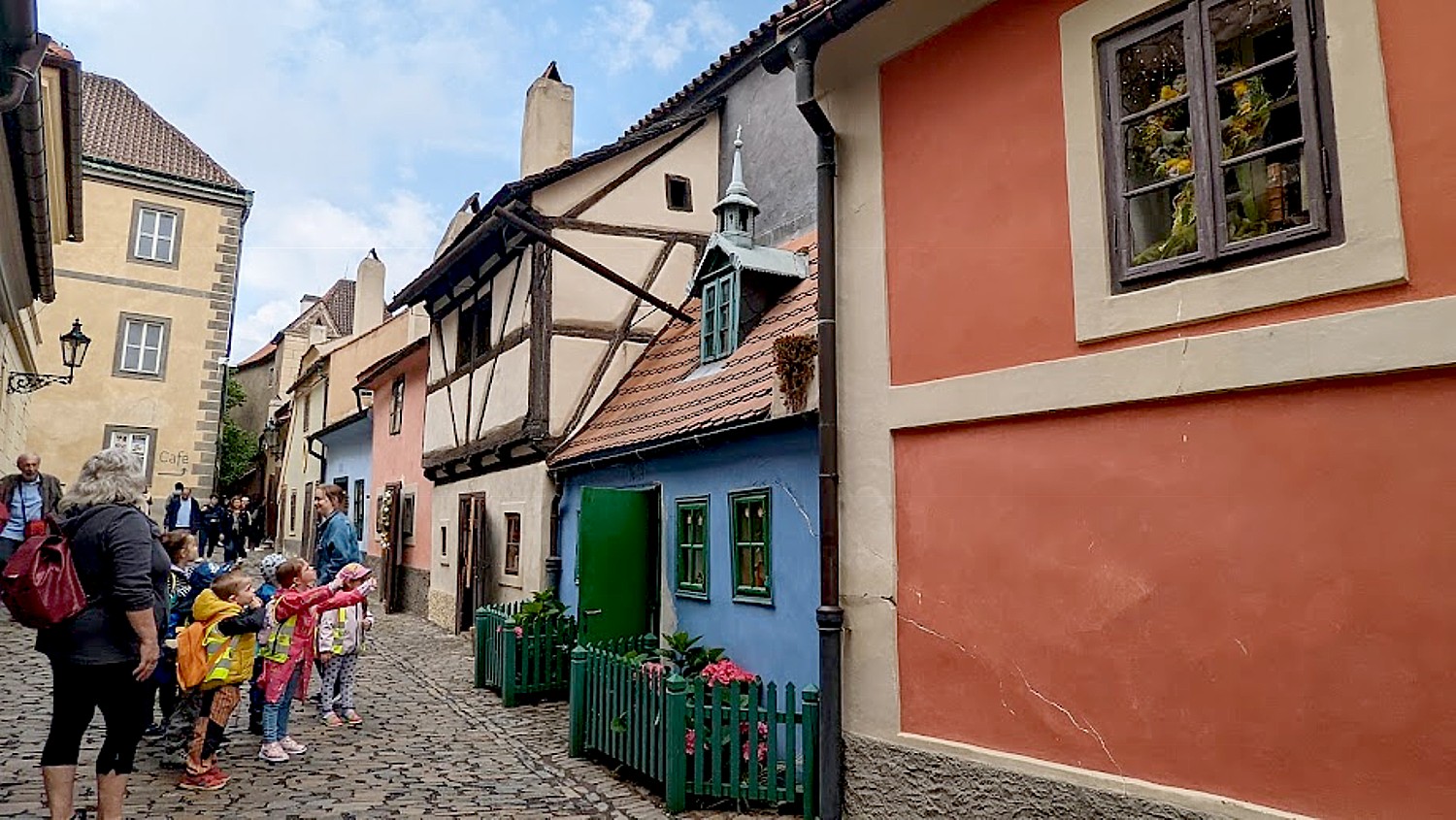 10 Most Popular Streets in Prague - Take a Walk Down Prague's Streets and  Squares – Go Guides